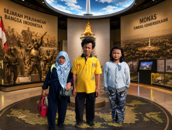 Mengisi Liburan dengan Wisata Edukatif, Alya Putri Kunjungi Monas