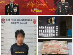 Satres Nakoba Polres Lahat Gagalkan 8’41 Gram Sabu Terduga Pengedar Di Amankan Di Polsek Kikim Timur