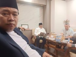Silaturahmi Penuh Keakraban, Matrobin, S.E. Temui Ketua Umum FORKABI H. Ahmad Azran, S.E.