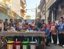 Perkuat Gerakan Pilah Sampah, Lurah Jadikan RW 02 Jembatan Besi Contoh bagi Wilayah Lain
