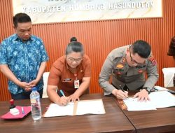 Pemerintah Daerah Bersama Polres Humbahas TandaTangani NPHD Pilkades Serentak