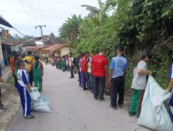 Forkopimca Parlilitan bersama Ribuan Warga Gelar Gotong Royong Massal menyambut HUT RI