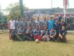 KEMERIAHAN HUT KE-81 RI: Turnamen Sepak Bola Sarungan MWCNU Cipondoh Cup 2 Resmi Digelar