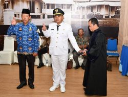 Lantik Pejabat Baru, Wabup: Tunjukkan Kualitas Kerja, Bergerak Cepat dan Responsif Layani Masyarakat