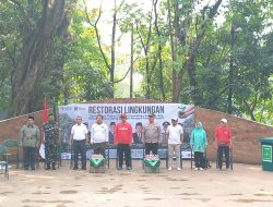 Polsek Kembangan Dorong Kepedulian Lingkungan, 20 Pohon Ditanam di Hutan Kota Srengseng