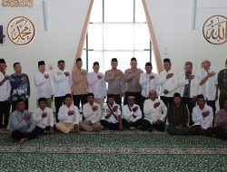 Jumat Curhat di Masjid Al Fattah, Wakapolres Tangerang Ajak Warga Cegah Tawuran dan Kejahatan Anak