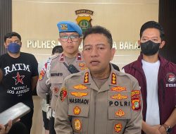 Polres Jakbar Tangkap Dua Pengedar yang Diduga Pasok Narkoba ke Aktor Revaldo