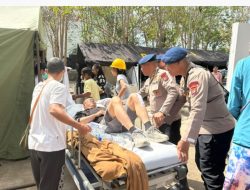 Gempa Guncang Manggarai Barat NTT, Brimob Polri Evakuasi WNA Terluka ke RS Siloam
