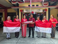 Ketum Serahkan Bendera Merah Putih kepada Bakesbangpol Banjarnegara Guna Dukung Program Kemendagri