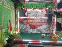 Kompak dan Kreatif, Kamtibmas RW 01 Kalideres Persembahkan Dekorasi Panggung HUT RI ke-81