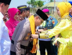 Resmi Jadi Kapolda Gorontalo, Irjen Pol Nurworo Danang Disambut Adat Mopotilolo
