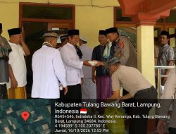 Wujud Kepedulian dan Kebersamaan, Polsek Lambu Kibang Gelar Jumat Berkah Bagikan Nasi Kotak Usai Salat Jumat