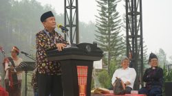 Perkuat Komitmen Pelayanan dan Kemitraan Pendidikan Kristen, Pemkab Tapanuli Utara Sambut Ibadah dan Kunjungan Peserta Rakernas V MPK Indonesia di Salib Kasih