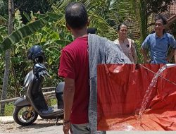 Tiga Jurnalis Kembali Giat Sosial Dropping Air Bersih Di Kadus 2 RT05 / RW05 Kutasari Desa Kebutuhduwur Pagedongan Banjarnegara