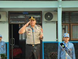 Kapolres Tulang Bawang Barat Bertindak Pembina Upacara di SMA N 1 Tulang Bawang Tengah,Tekankan Bahaya Kenakalan Remaja dan Bijak Bermedia Sosial