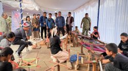 Festival Ulos dan Fashion 2026 Resmi Dibuka, Pemkab Taput Dorong Pengembangan Ekonomi Kreatif